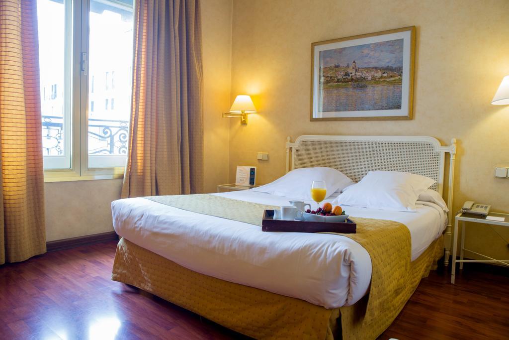 Hotel Arosa Мадрид Екстериор снимка